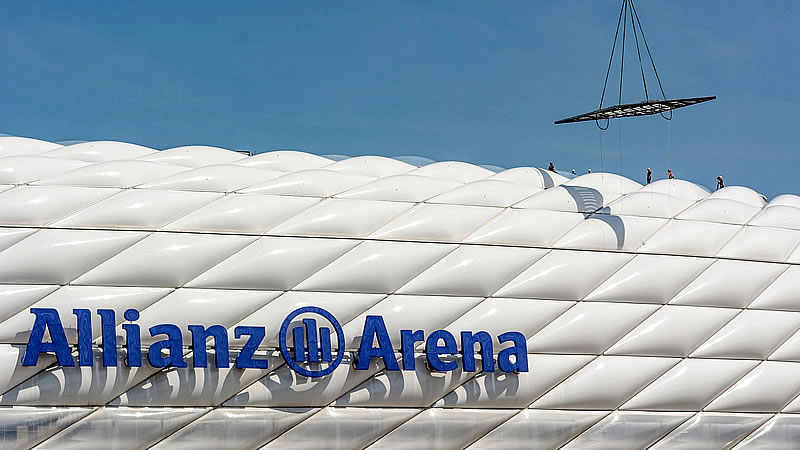 Ein Lamellendach von FLEDMEX für die Allianz Arena in München